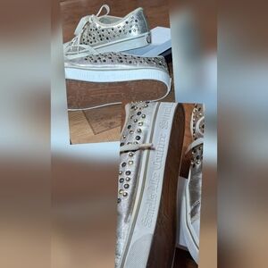 Juicy Couture Metallic Gold Women's Sneakers